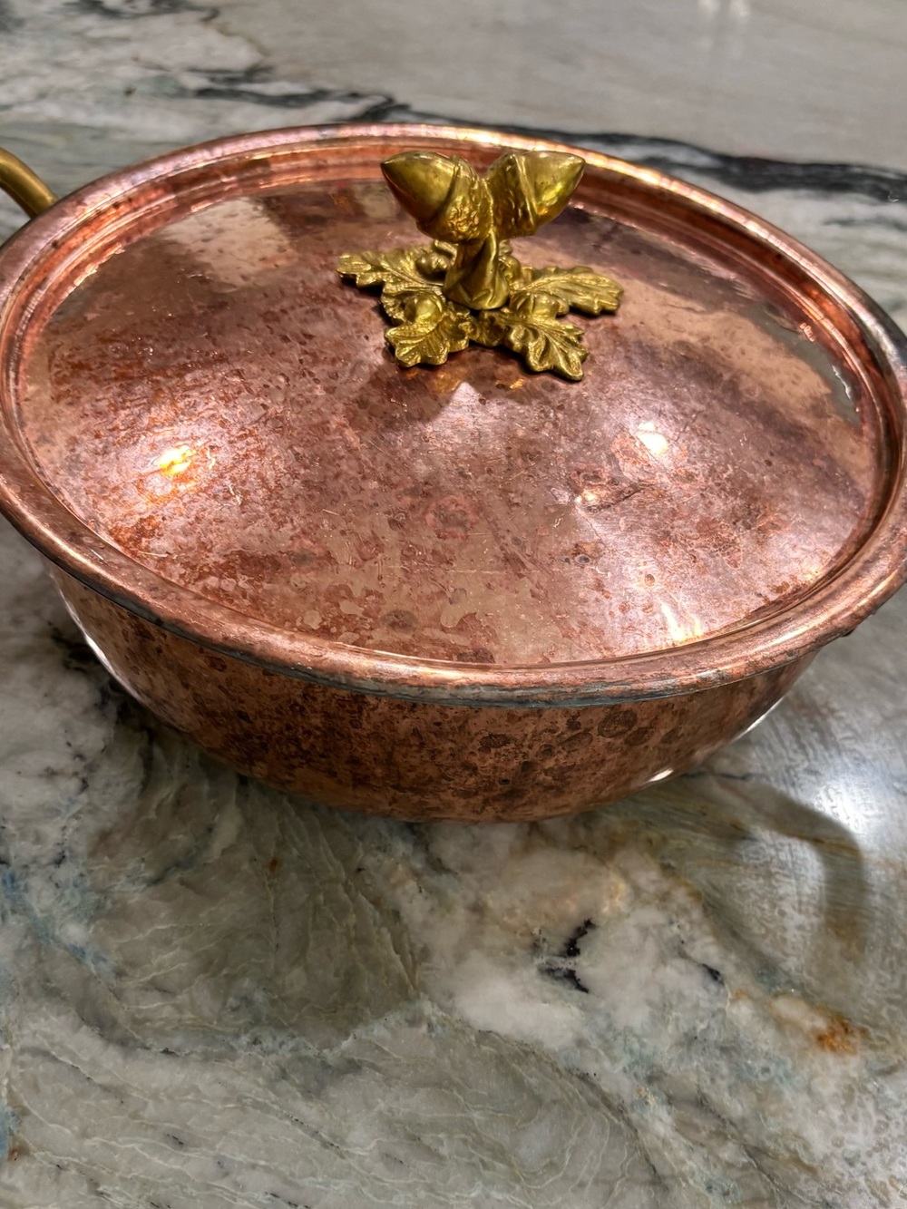 Antique-Style Copper Serving Casserole with Decorative Brass Handle